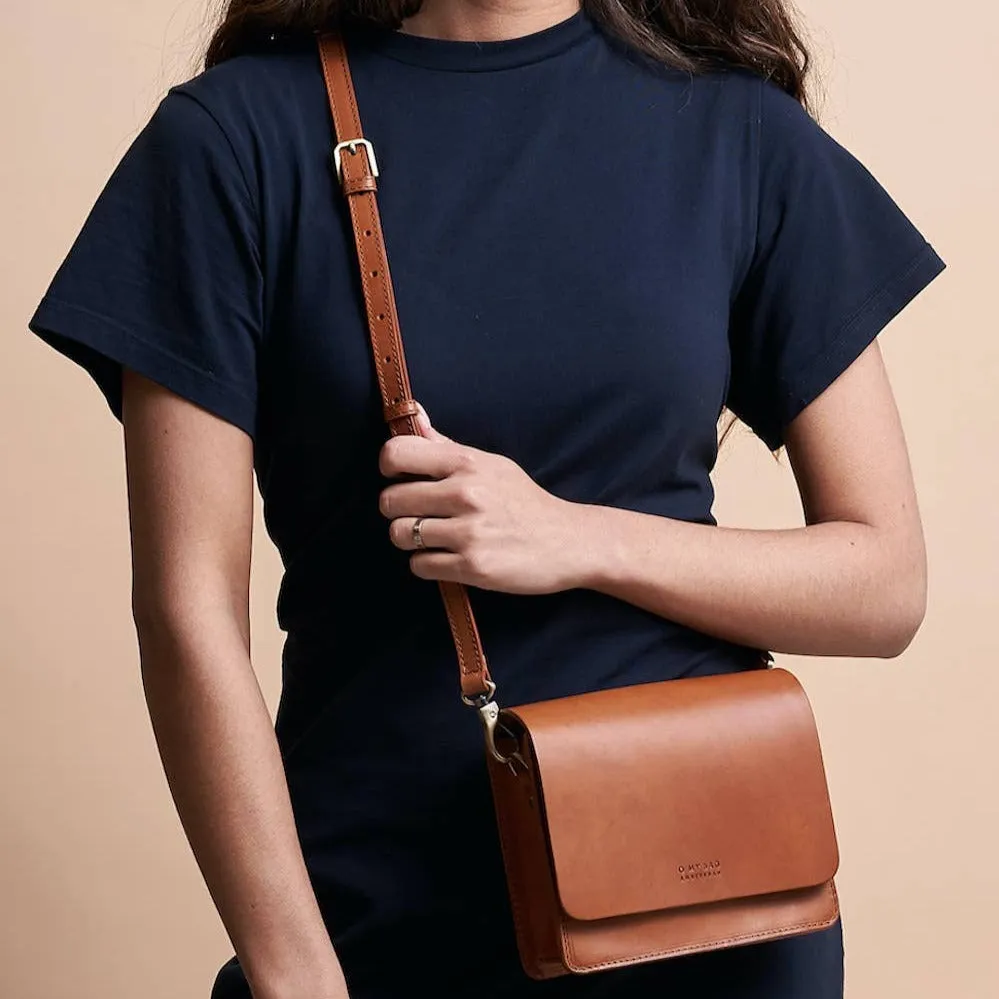 Audrey Leather Crossbody Bag in Cognac