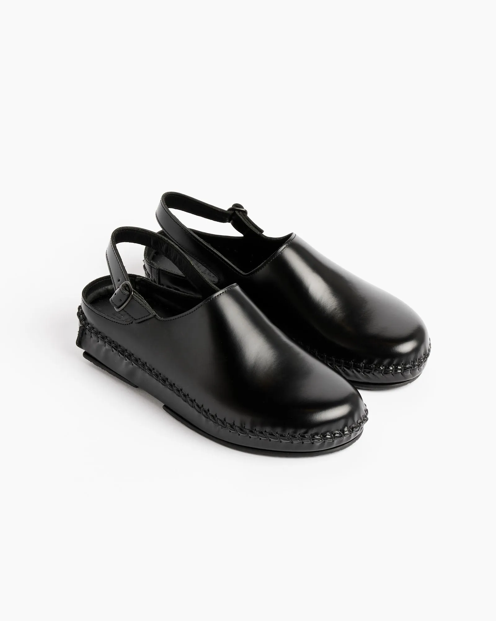 Cargol Clog in Black