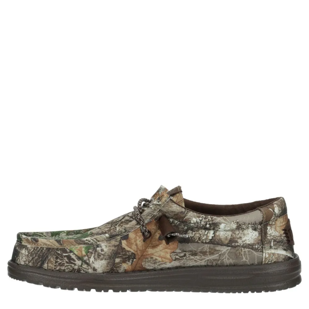 HEYDUDE  MENS WALLY REALTREE EDGE SLIP ON SNEAKER