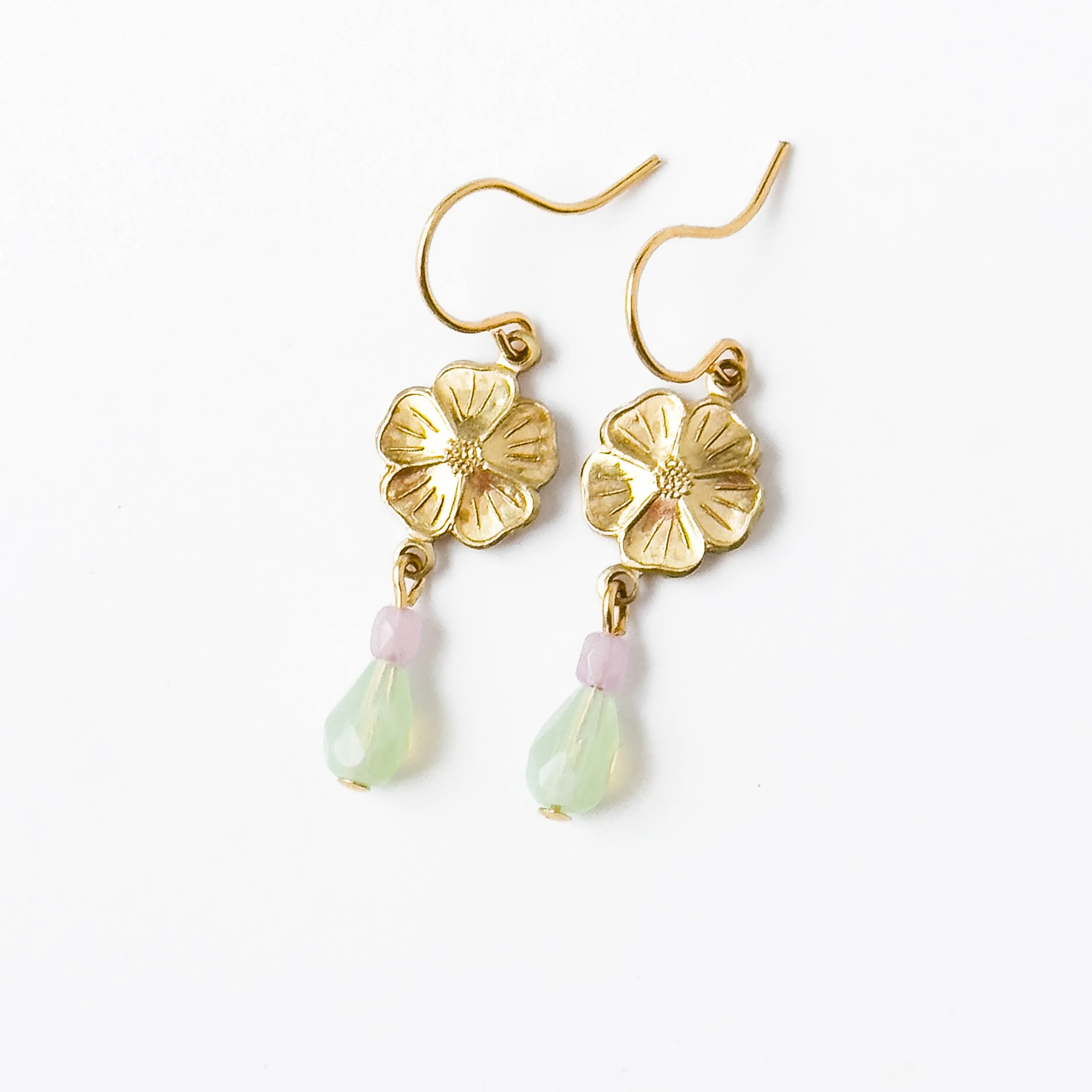 Small Flower Earrings With Beads - W