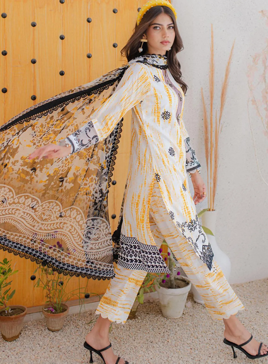 Sunshine Bloom By Al Zohaib Embroidered Cambric Unstitched 3 Piece Suit - 06