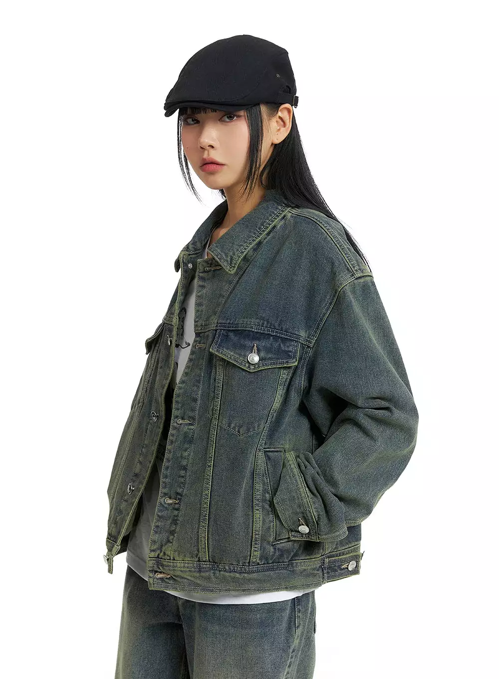 Vintage Denim Jacket (UNISEX) CM407