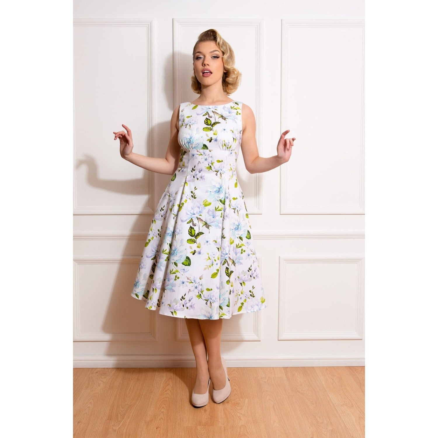 White Floral Audrey Rockabilly 50s Swing Dress