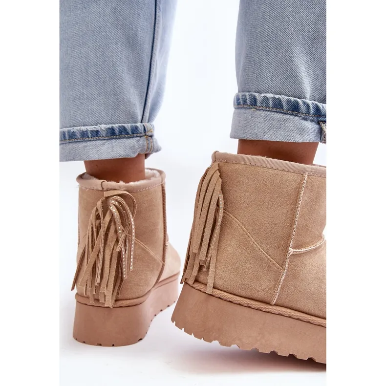 Women's snow boots on a massive platform with fringes, Beige Lirico